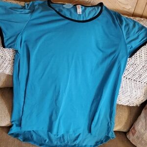 TEE #027 LuLaRoe Teal Top with Black Accents